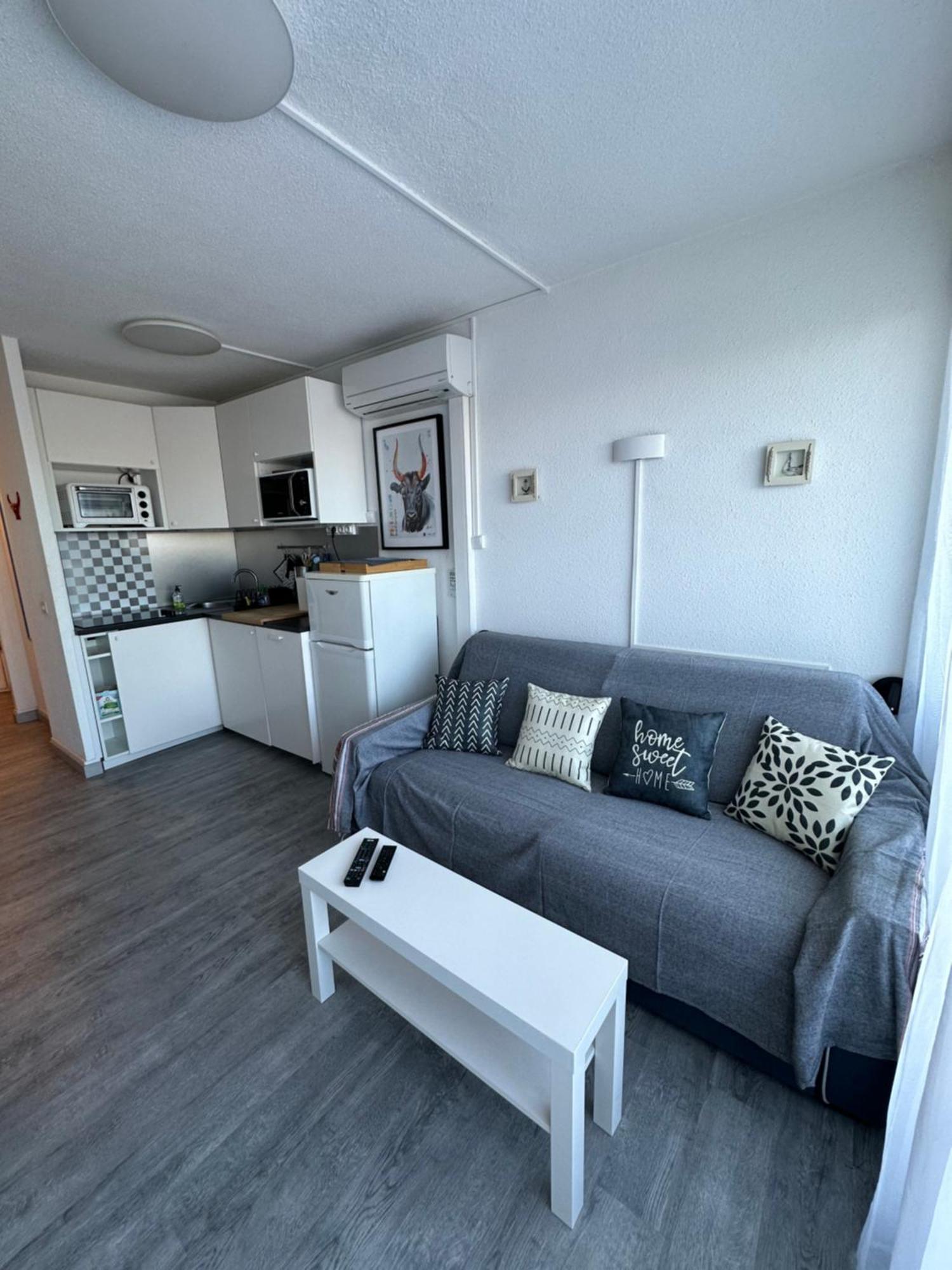Studio Vue Port, Parking Prive, Terrasse, Clim Le Grau-du-Roi Exteriör bild